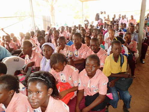 El Día de la mujer y el sistema escolar en Burkina, por  Maurice Oudet