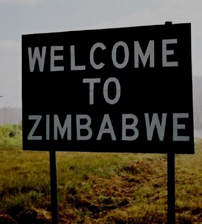 El nonagenario presidente de Zimbabue no quiere dejar el poder y sigue viviendo a lo grande
