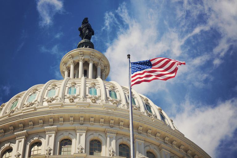 Ihan Omar, Alexandria Ocasio-Cortez  y el silenciamiento de las mujeres de color en el Congreso de los Estados Unidos (parte 1/4)