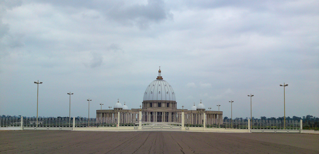 Celebraciones por el 30 aniversario de la basílica de Nuestra Señora de la Paz en Yamoussoukro