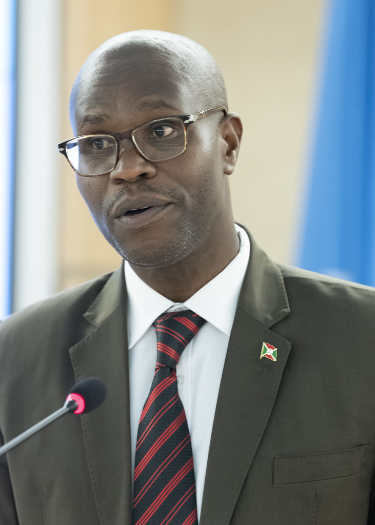 ministro_de_burundi.jpg