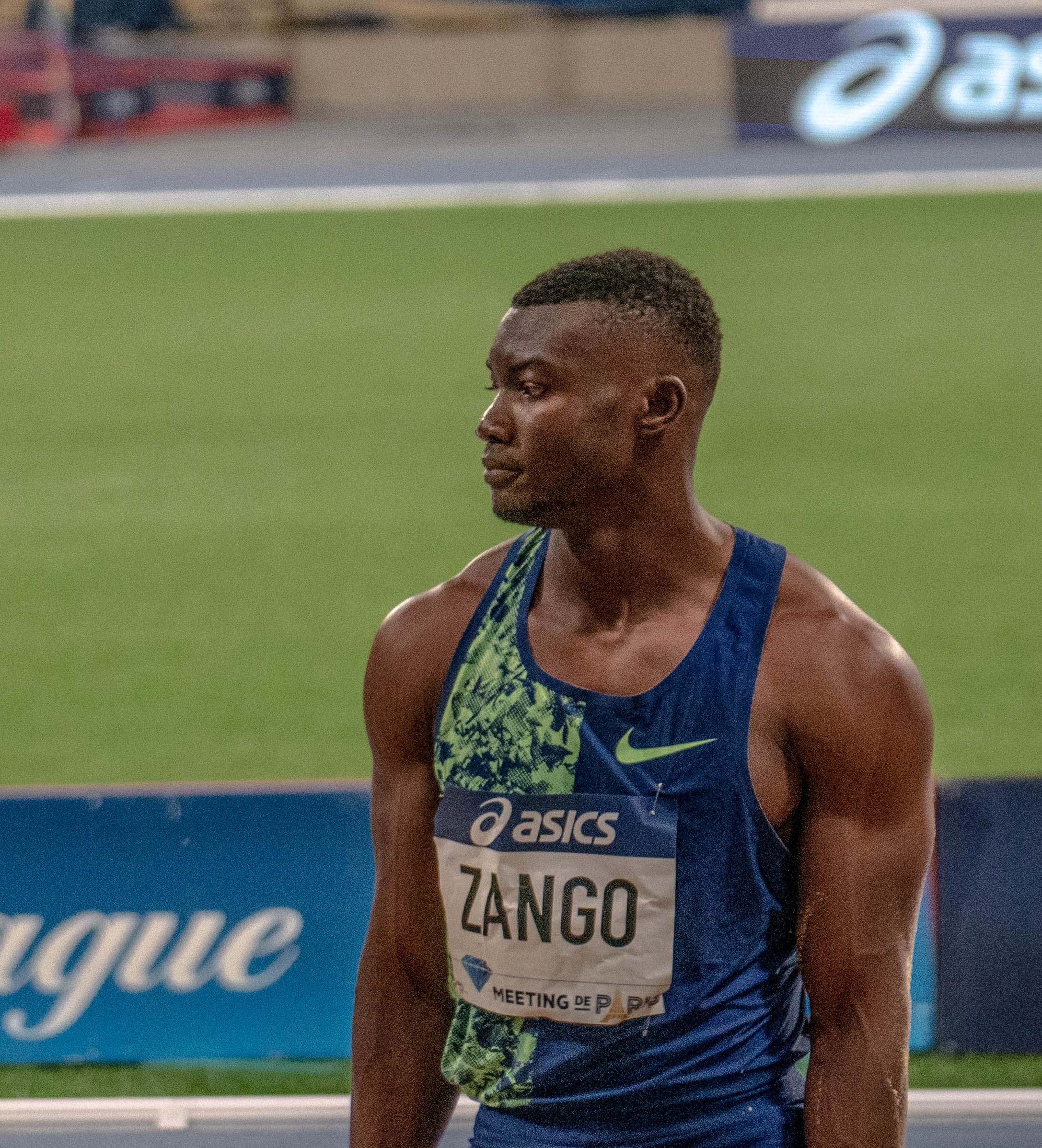 Un atleta de Burkina Faso logra el record mundial de triple salto en pista cubierta