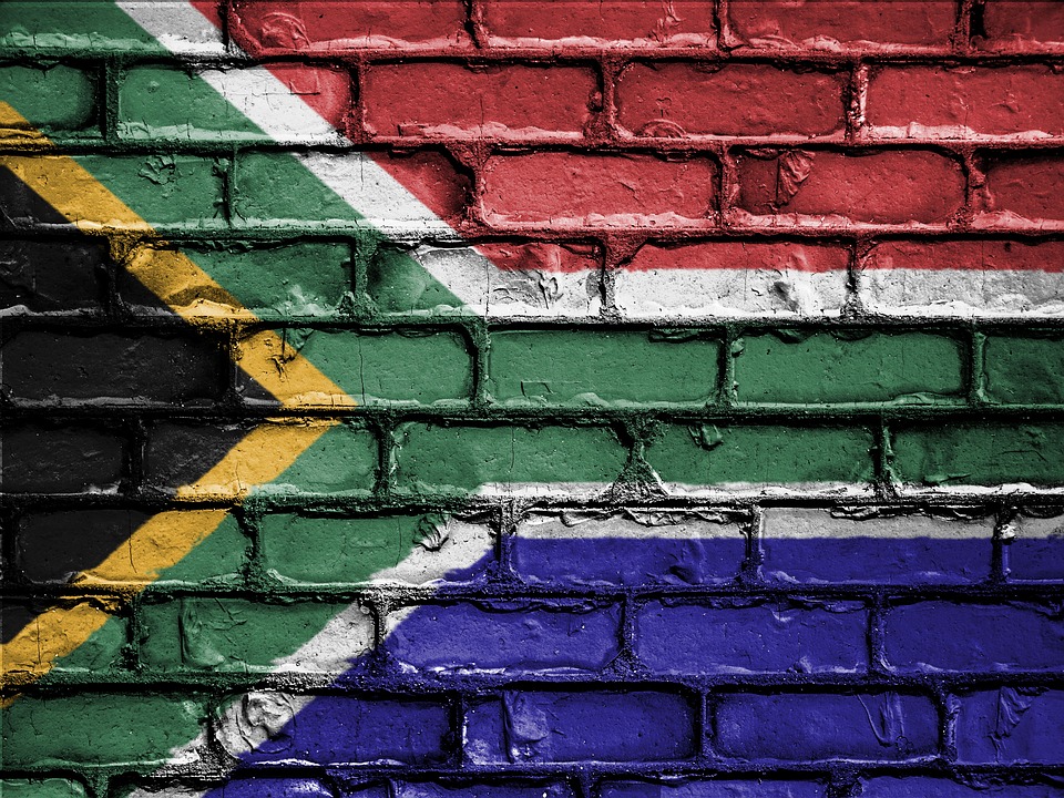Otro alto cargo de Sudáfrica es pillado mientras se salta las medidas contra la covid-19