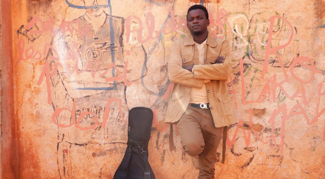 Anansy Cissé, el futuro de la guitarra del Sahel,  por  Javier Mantecón