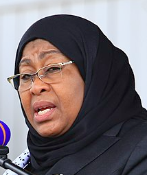 La presidenta de Tanzania exige orden al parlamento