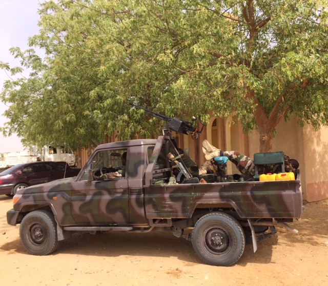 chadian_army_pick-up_in_diffa.jpg
