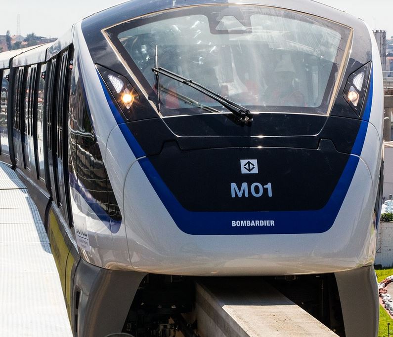 Egipto recibe su primer tren monoraíl