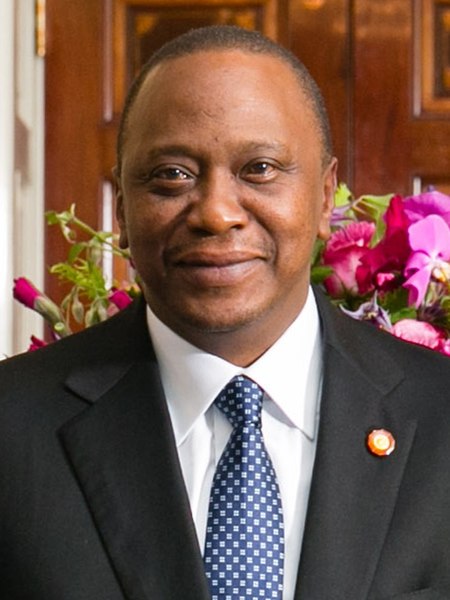 El presidente de Kenia anima a invertir en África, no a darle caridad