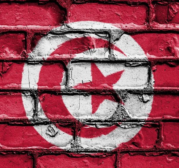 ¿Se está escapando la democracia de Túnez?