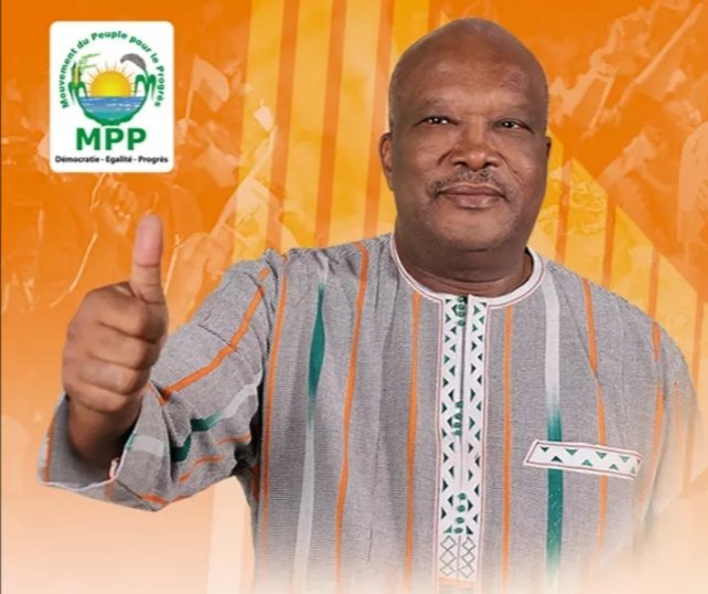 Continúa en Burkina Faso la sangría de dimisiones en el partido del expresidente Kaboré