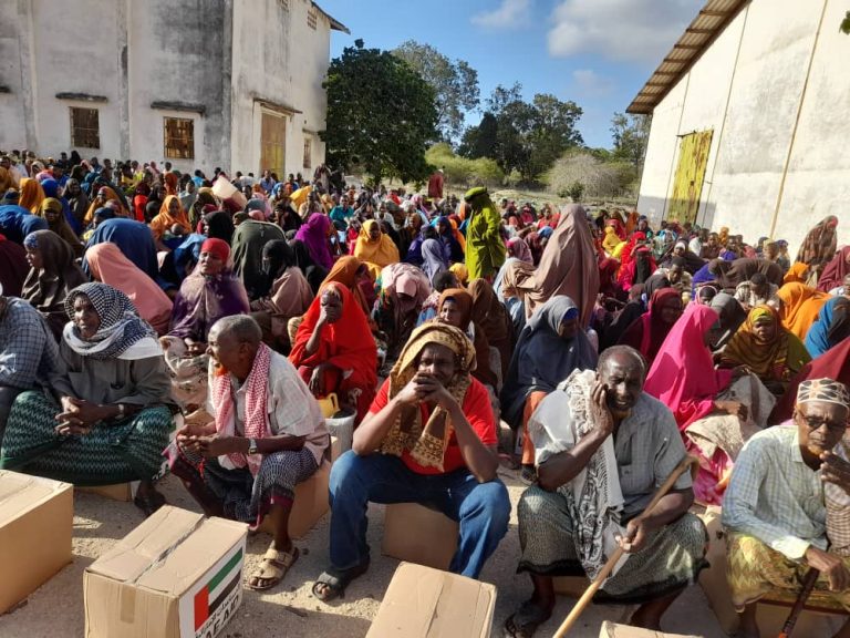 Más de 1.400 familias somalíes reciben ayuda gubernamental para enfrentar la sequía