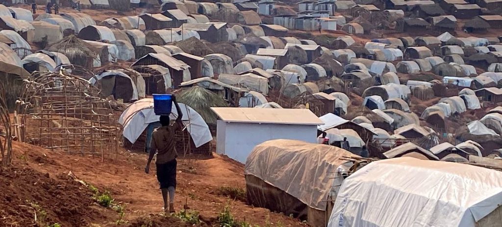 Casi 30.000 desplazados y 142 muertos tras enfrentamientos políticos en RD Congo