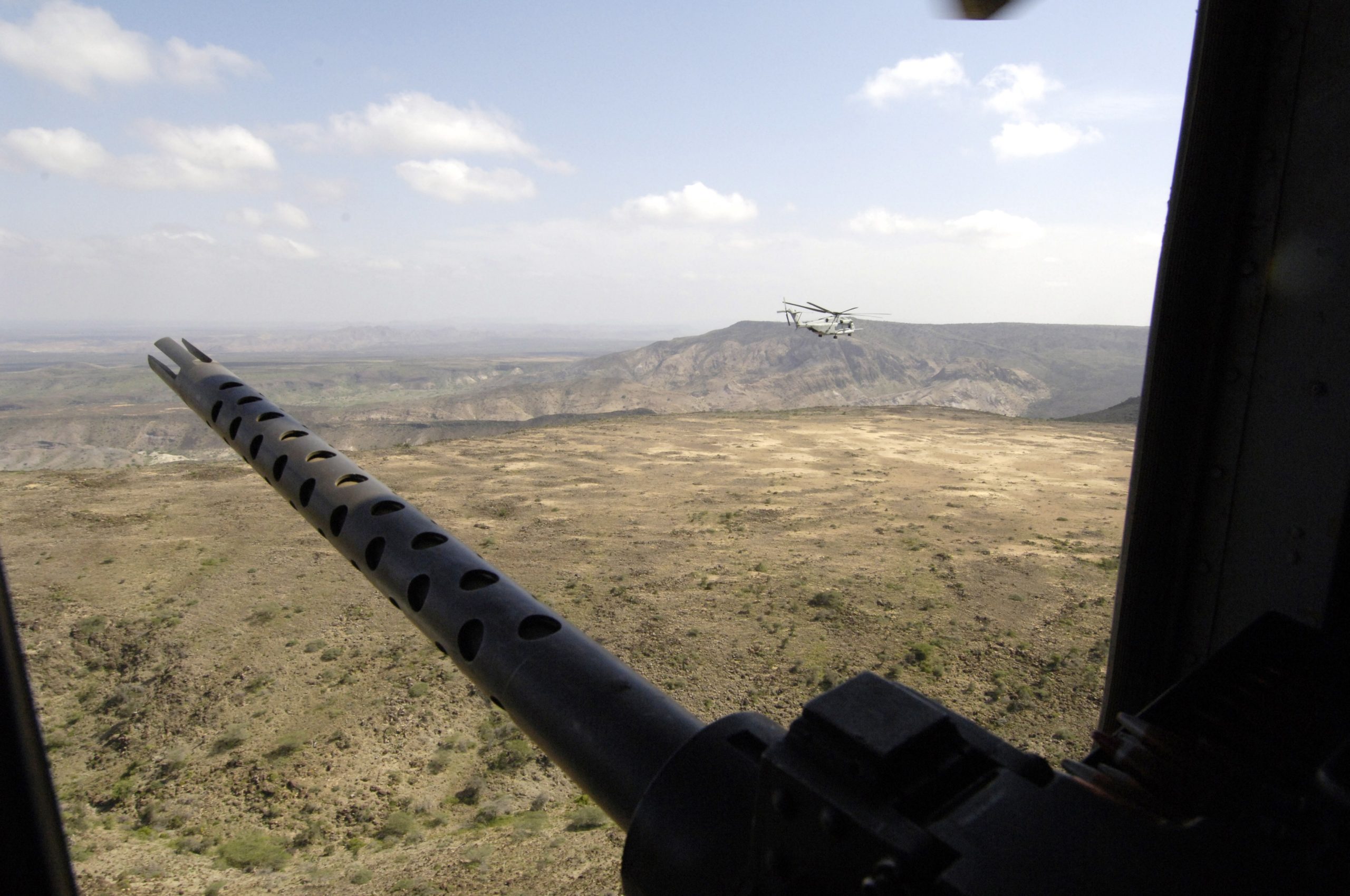 Un helicóptero se estrella en una base militar norteamericana en Somalia