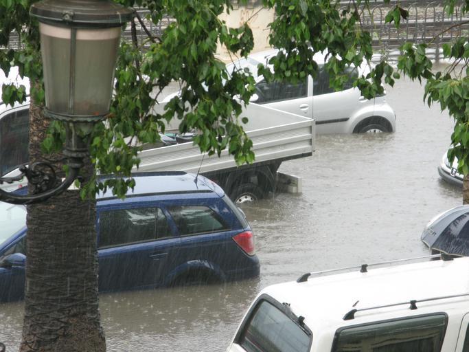 La lluvia derriba 700 viviendas en Angola