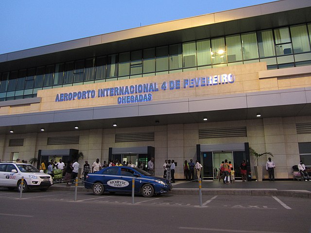 aeropuerto_angola.jpg
