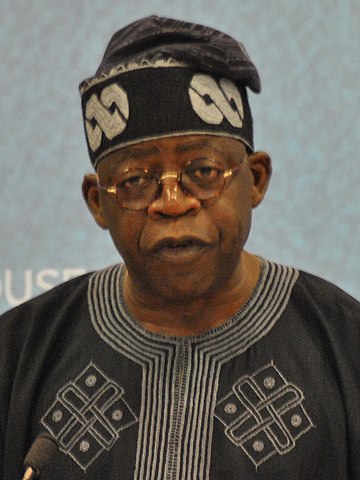Bola Tinubu toma posesión como presidente de Nigeria