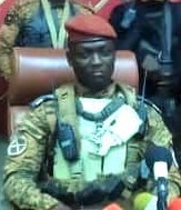 El presidente de la transición en Burkina Faso vuelve a reestructurar el Gobierno