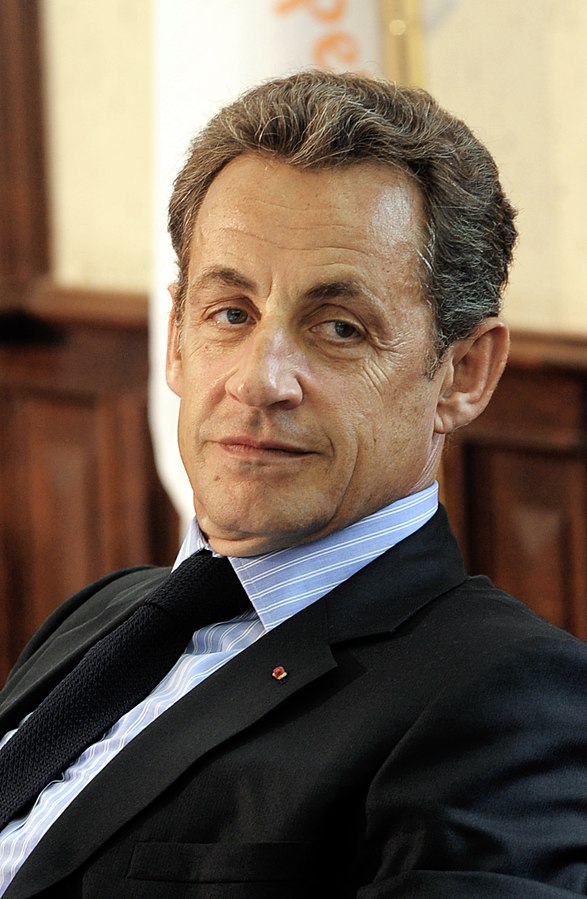 Sarkozy  presentó su libro Le Temps des Combats en Rabat