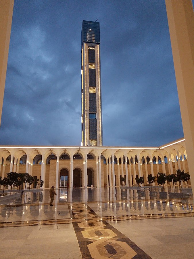 Argelia inaugura la mezquita más grande de África