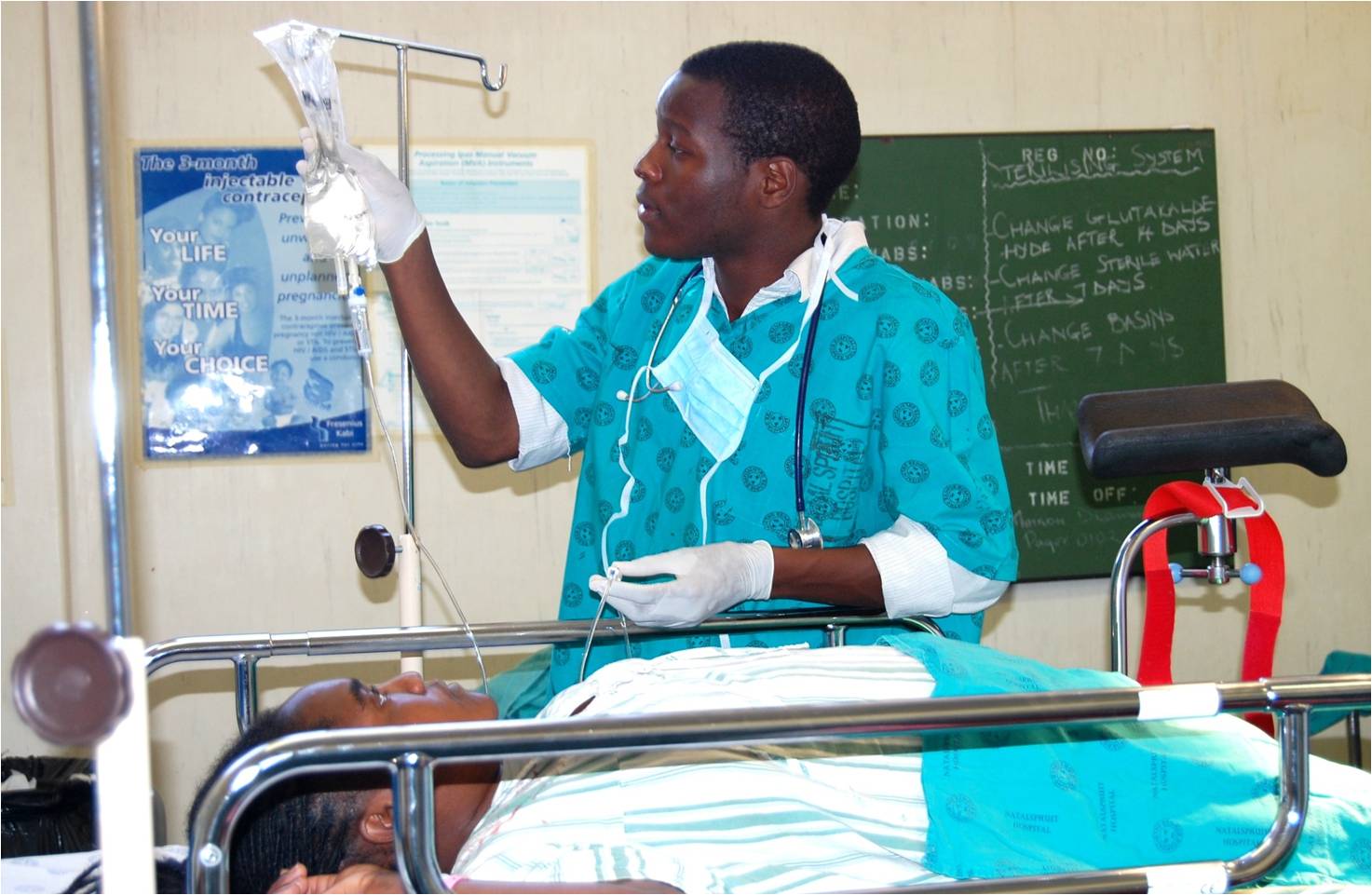 La huelga de sanitarios en Kenia se extiende por más de un mes