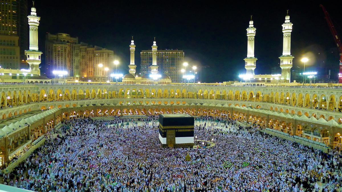 Egipto procesará a 16 agencias de viajes por facilitar peregrinaciones fraudulentas al Hajj