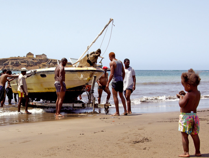 Cabo Verde aumentará la duración del permiso de maternidad y permisos compartidos entre padres