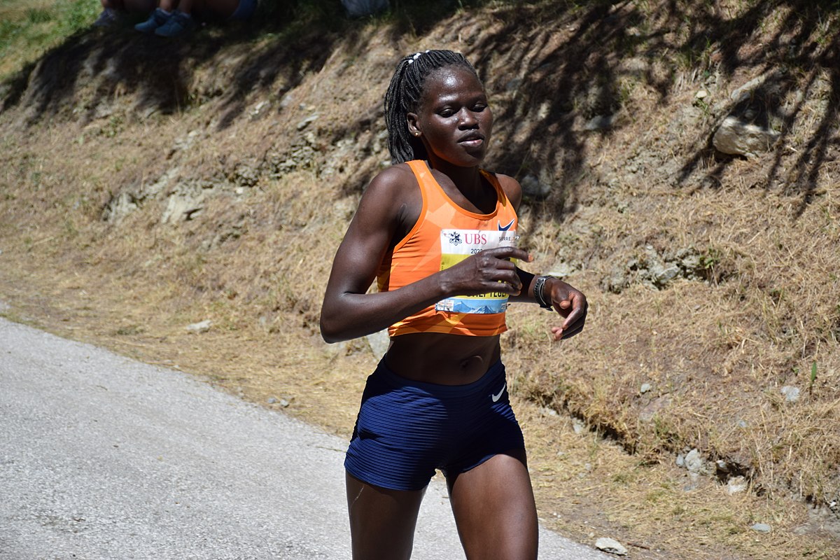 Muere la atleta ugandesa Rebecca Cheptegei quemada por su novio